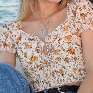 Isabelle’s Cabinet, Autumn cropped top